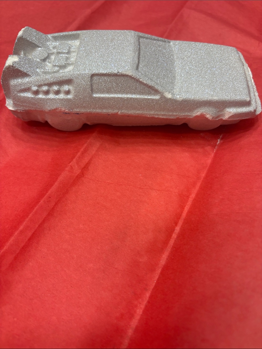 *Sold*Lush x Back to The Future Glitter Delorian Bath Bomb 💣